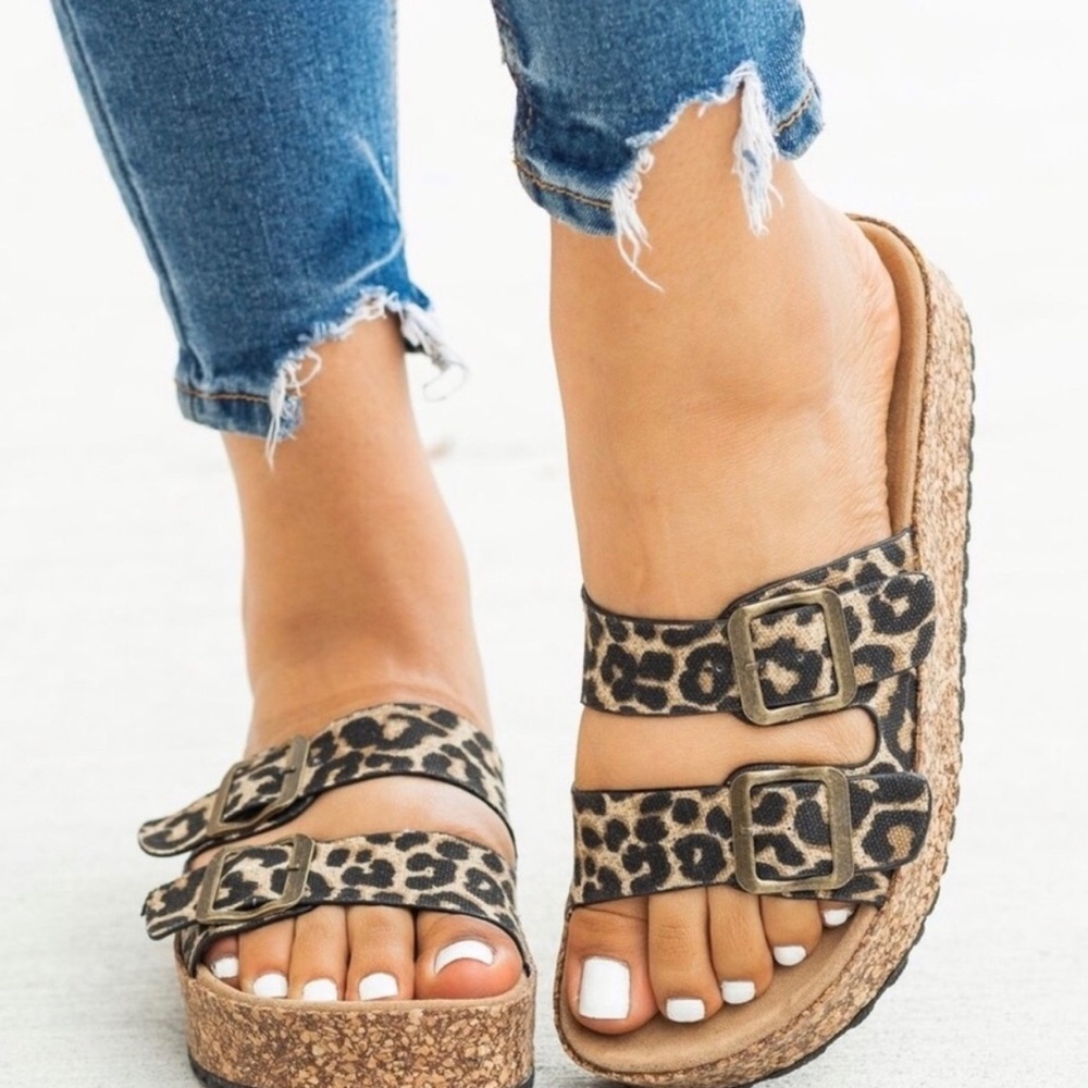 Leopard block sandal